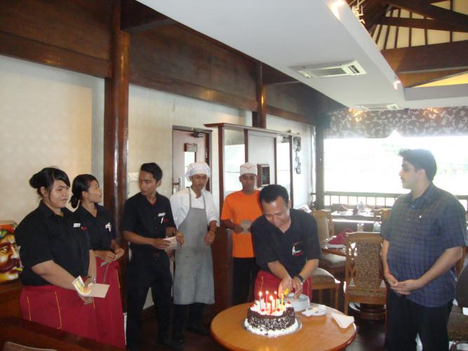 Birth Day Staff, bali indian restaurant, indian food restaurant in bali